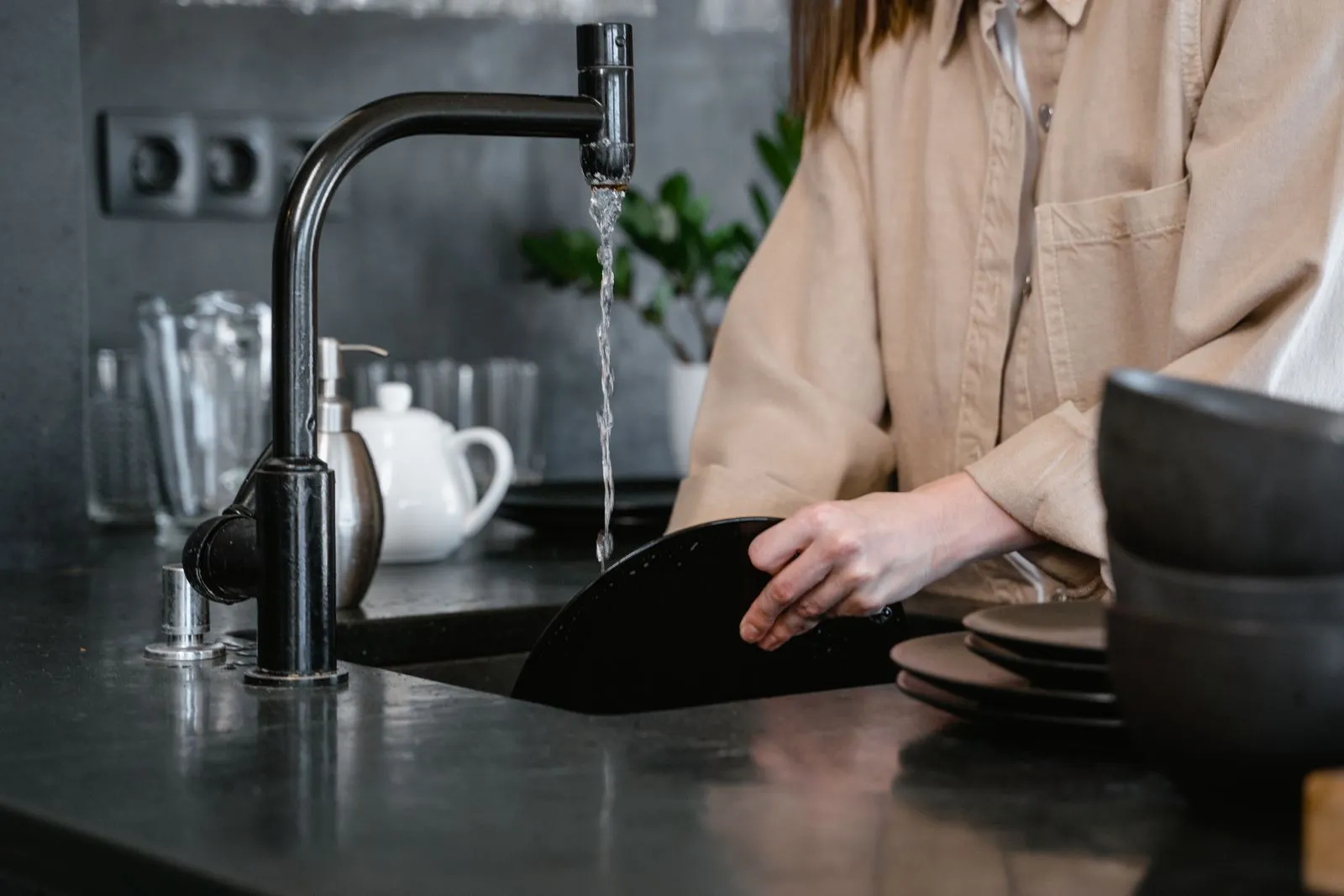 What Causes a Slow Kitchen Sink Drain?